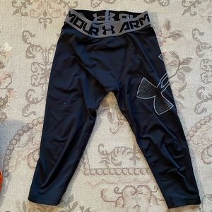 Under Armour Boys Heat Gear 3/4 length size Small